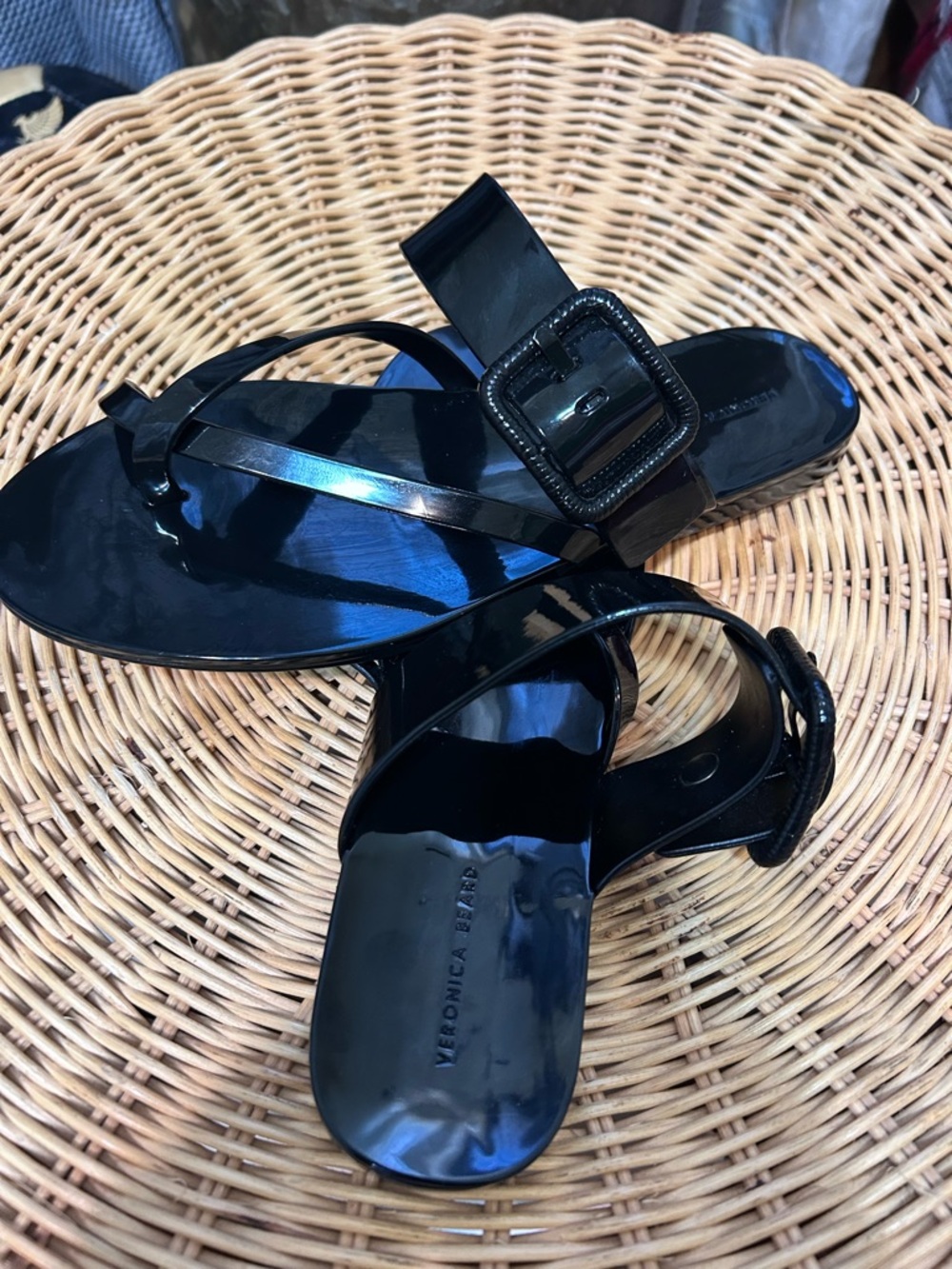 Veronica Beard Black Patent Buckle Thong Sandals